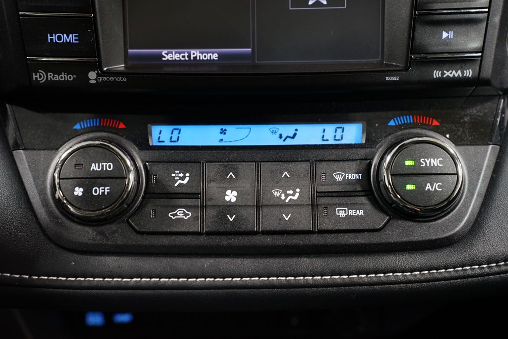 Thumbnail: 2017 Toyota RAV4 - 19