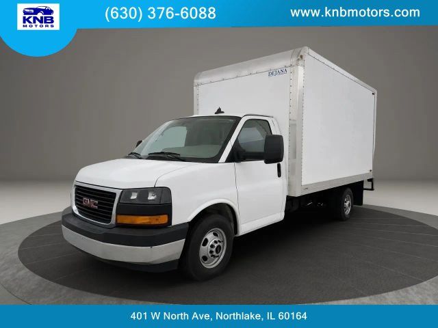 Summit White 2022 GMC Savana Chassis Van Rear-Wheel Drive 6-Speed Automatic Overdrive