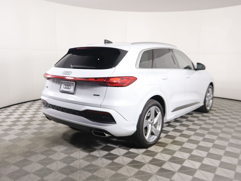 Thumbnail: 2025 Audi Q5 - 5