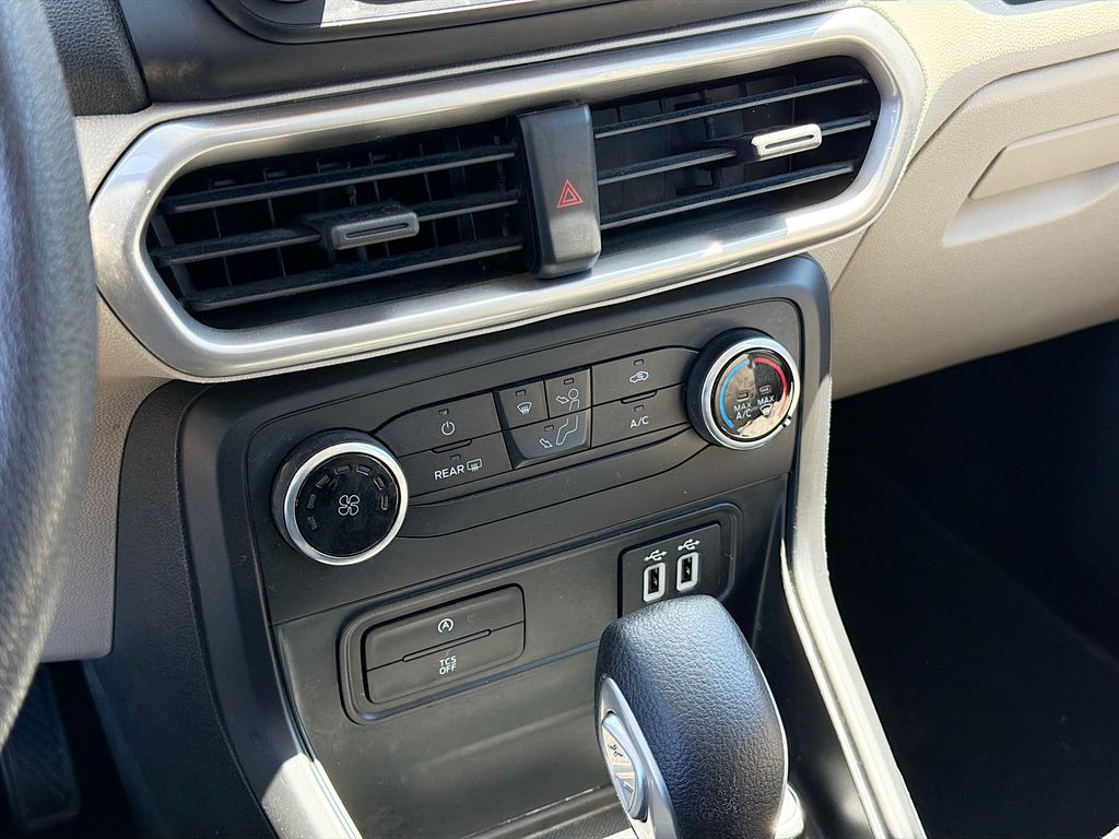 Used 2022 White Ford S image 16