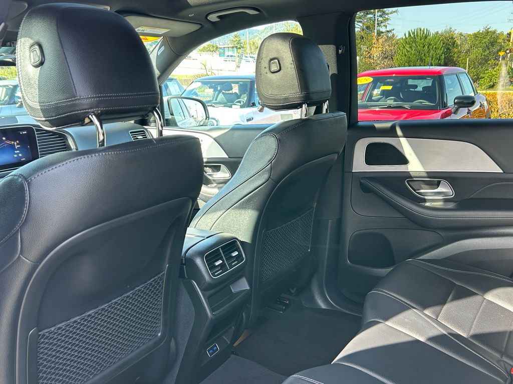 Thumbnail: 2024 Mercedes-Benz GLE - 32