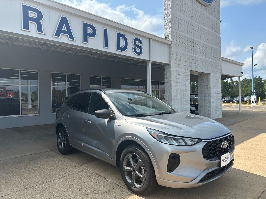 Silver Metallic 2024 Ford Escape SUV / Crossover All-Wheel Drive 8-Speed Automatic