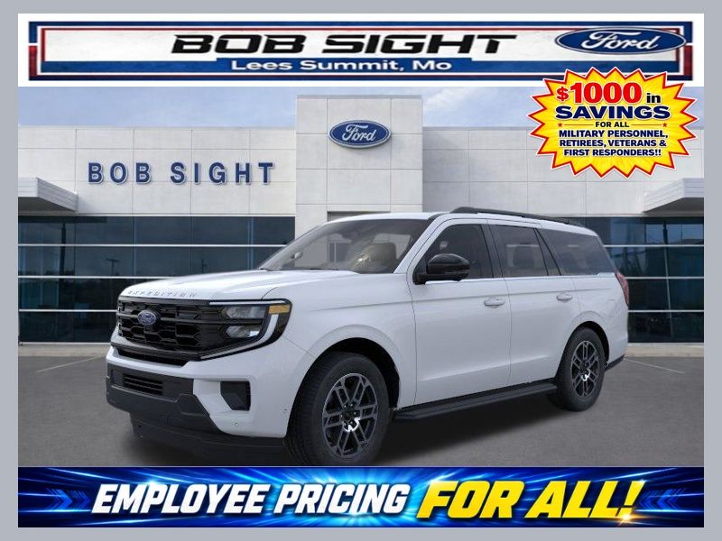 2026 Ford Expedition Active 4x4's photo