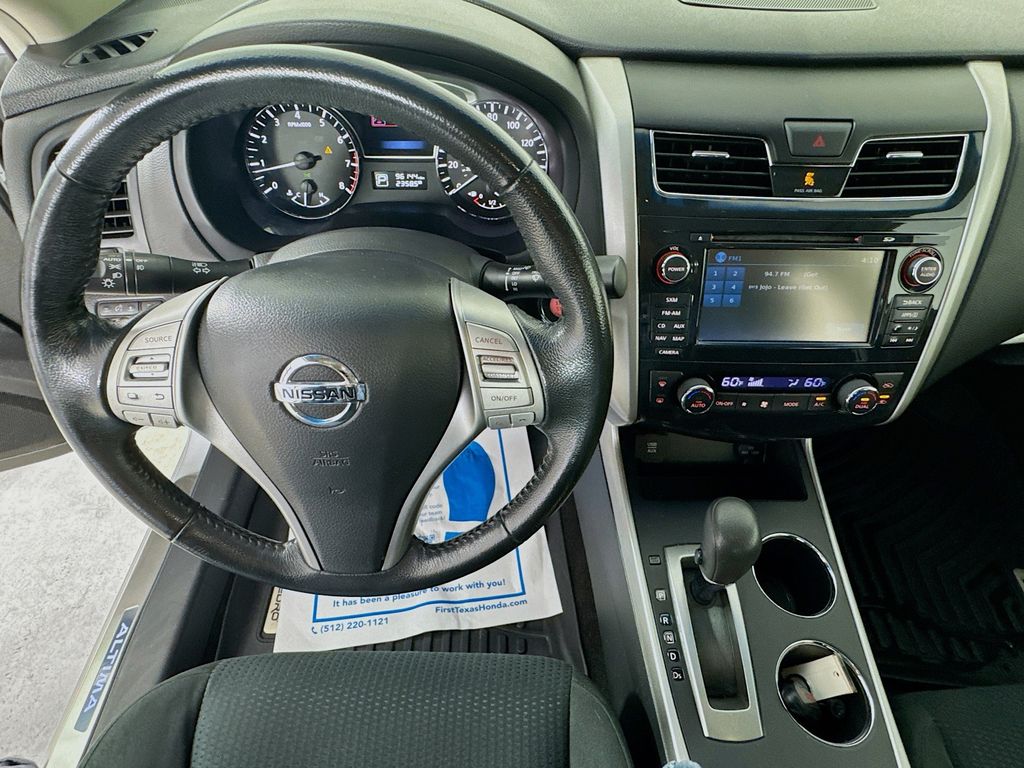 Used Car 2015 Nissan Altima  2.5 Sv For Sale Under $12,000 In Austin, Texas