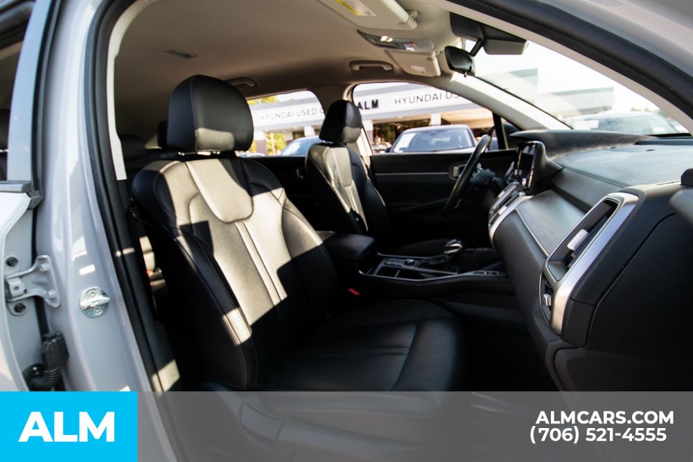2022 Kia Sorento S photo 23