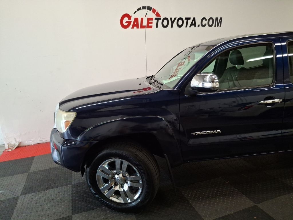 Used 2013 Toyota Tacoma Truck