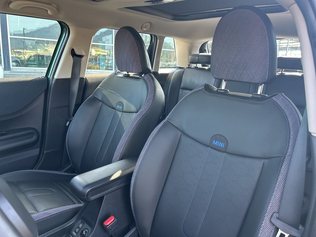 Thumbnail: 2025 MINI Cooper - 10