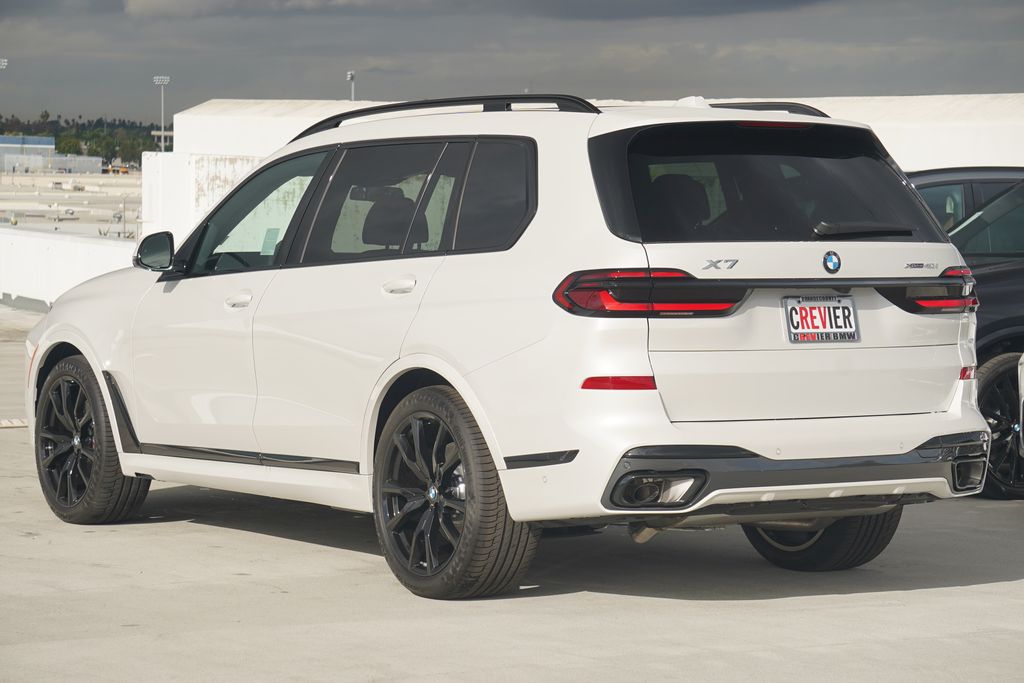 Thumbnail: 2026 BMW X7 - 7