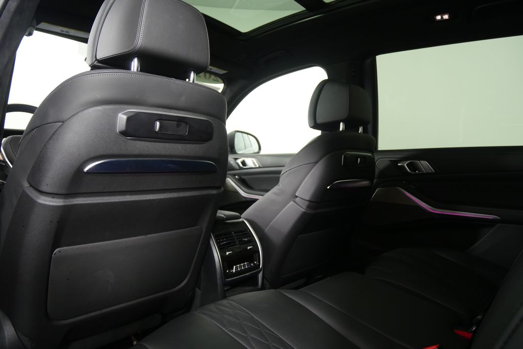 Thumbnail: 2023 BMW X7 - 19