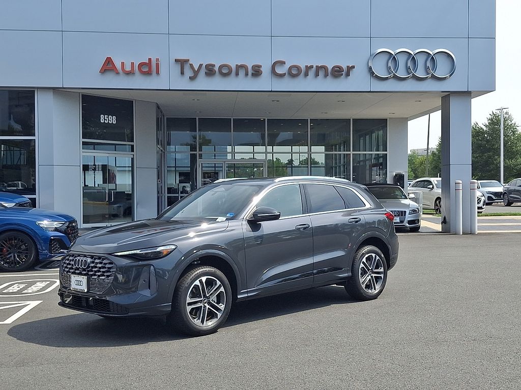 Thumbnail: 2026 Audi Q5 - 1