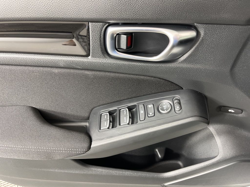 2025 Honda Civic Sport 26