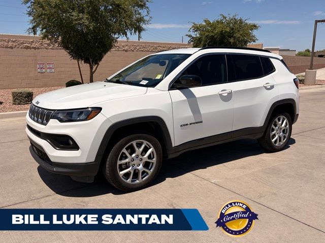 Bright White Clearcoat 2022 Jeep Compass SUV / Crossover Four-Wheel Drive 9-Speed Automatic