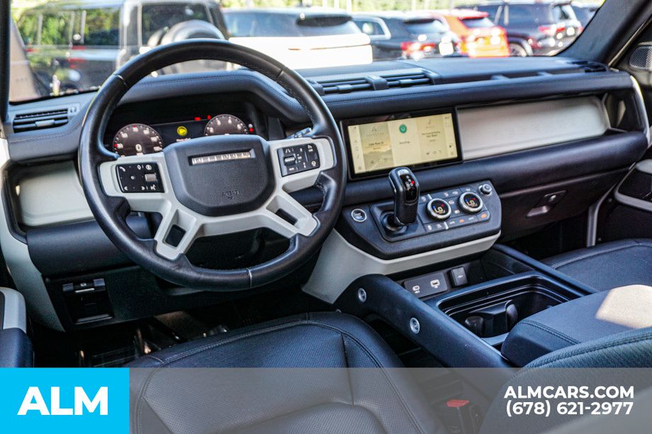 Used 2024 White Land Rover S image 26