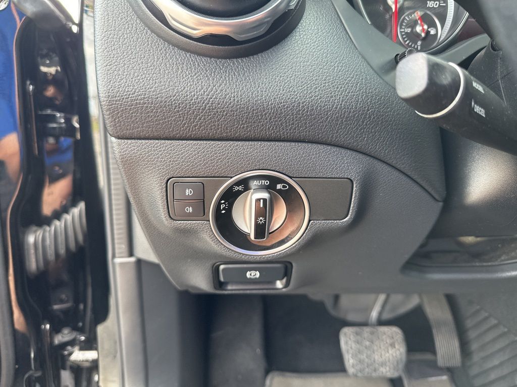 Used Car 2018 Mercedes-benz Gla  Gla 250 For Sale Under $20,000 In Austin, Texas