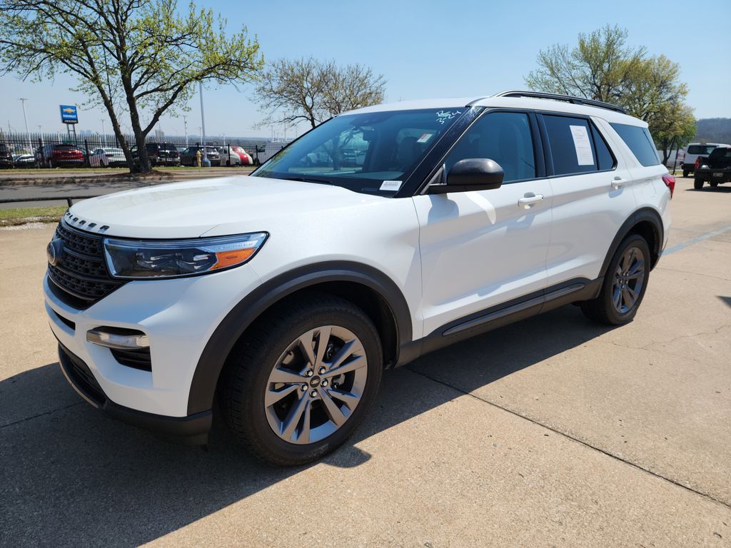2021 Ford Explorer XLT photo