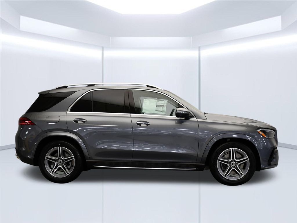 Thumbnail: 2026 Mercedes-Benz GLE - 6