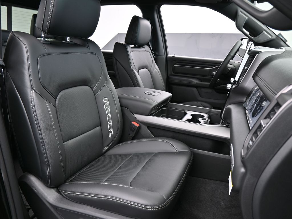 New 2026 Diamond Black Crystal Pearlcoat Ram Rebel image 44
