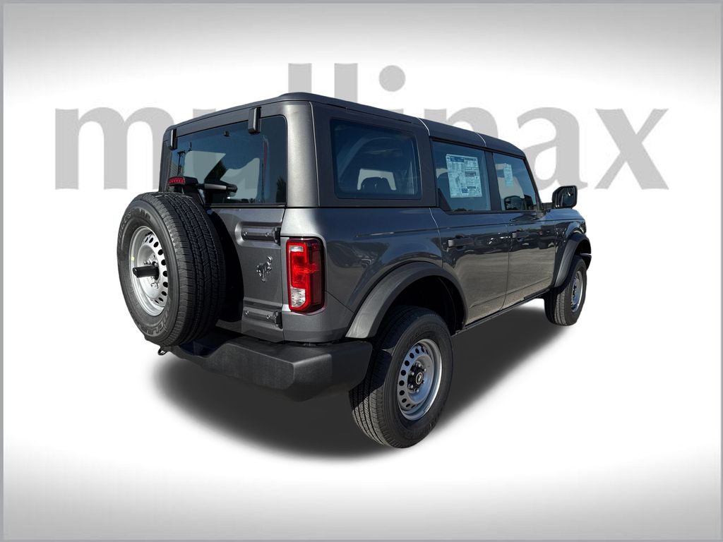 2025 Ford Bronco Base photo 10