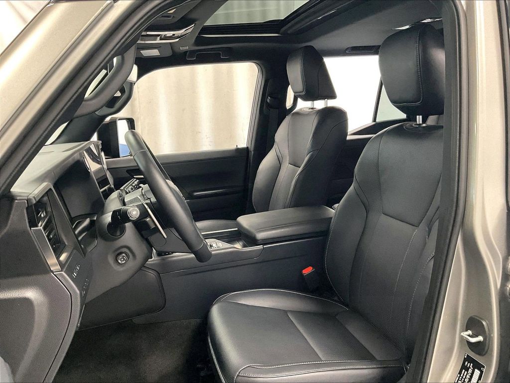 2024 Lexus GX — photo 10