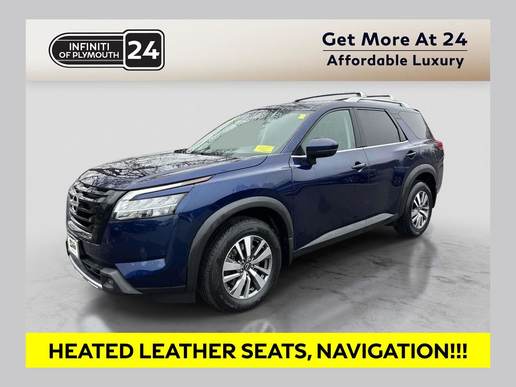  2023 Nissan Pathfinder SL 4WD   