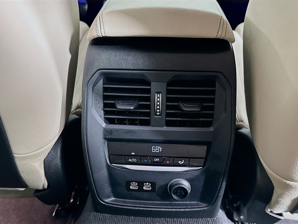 Thumbnail: 2020 BMW 3 Series - 26