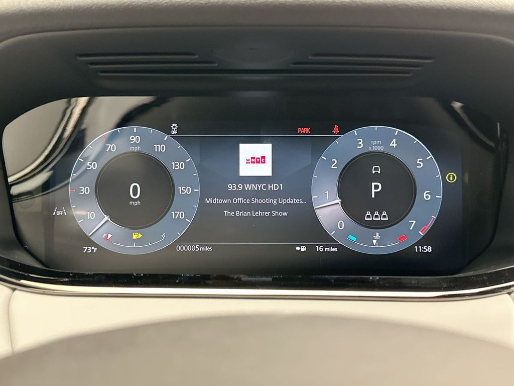 Thumbnail: 2026 Land Rover Range Rover Evoque - 15