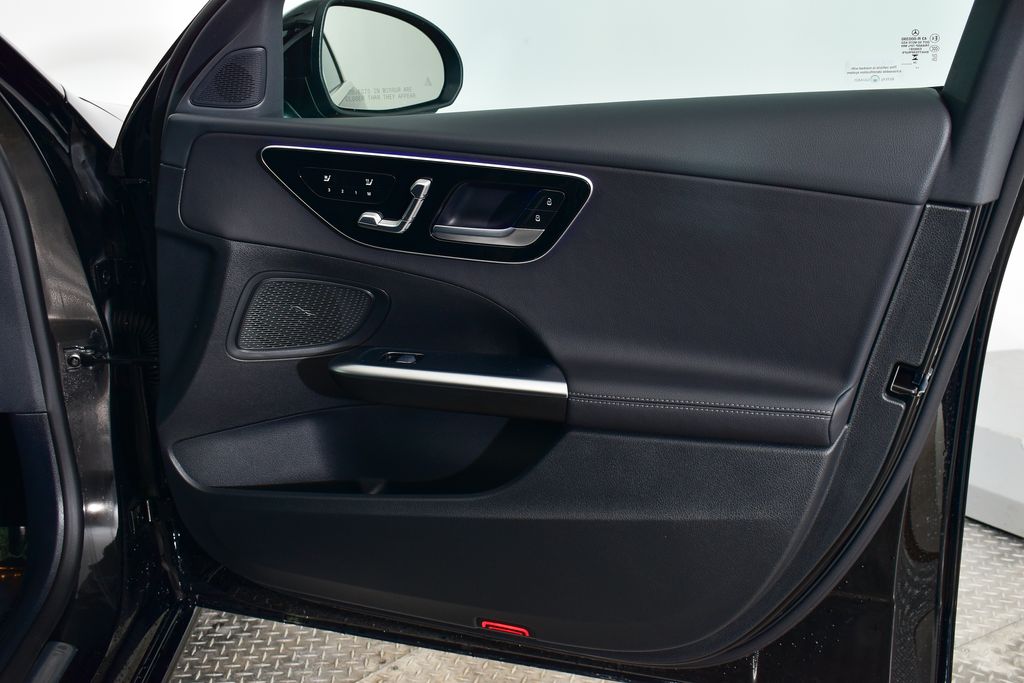 Thumbnail: 2025 Mercedes-Benz C-Class - 26