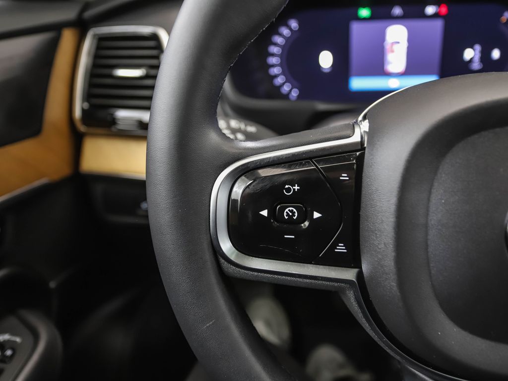 Thumbnail: 2023 Volvo XC90 - 12