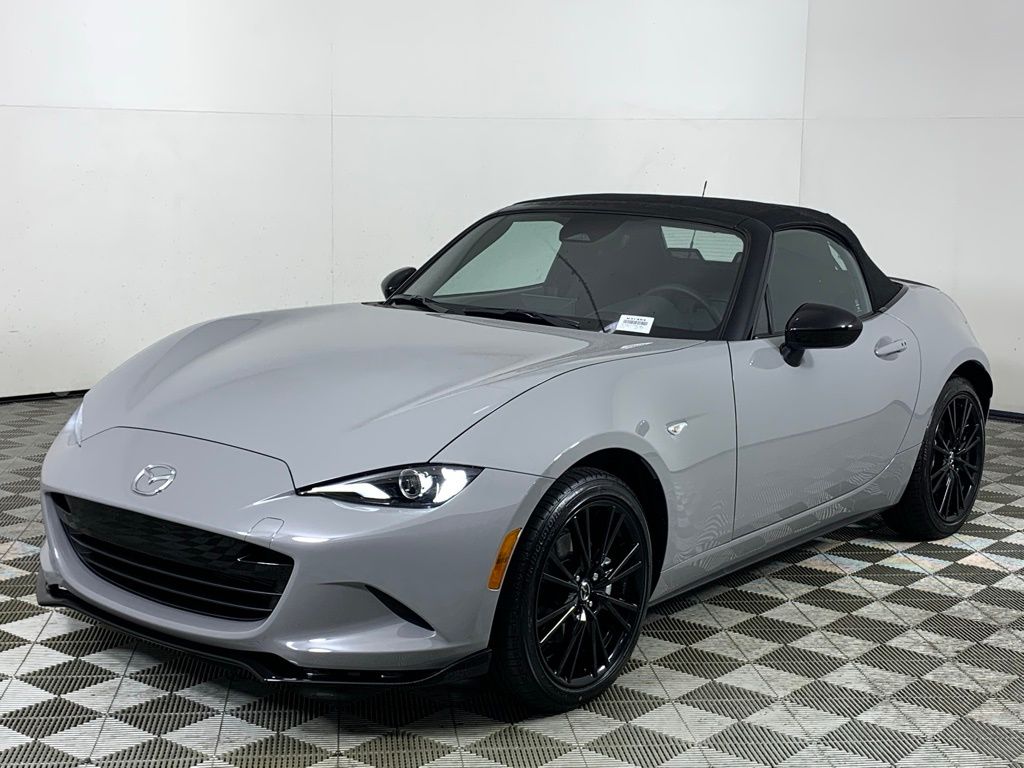 2025 Mazda MX-5 Miata Miata photo 2