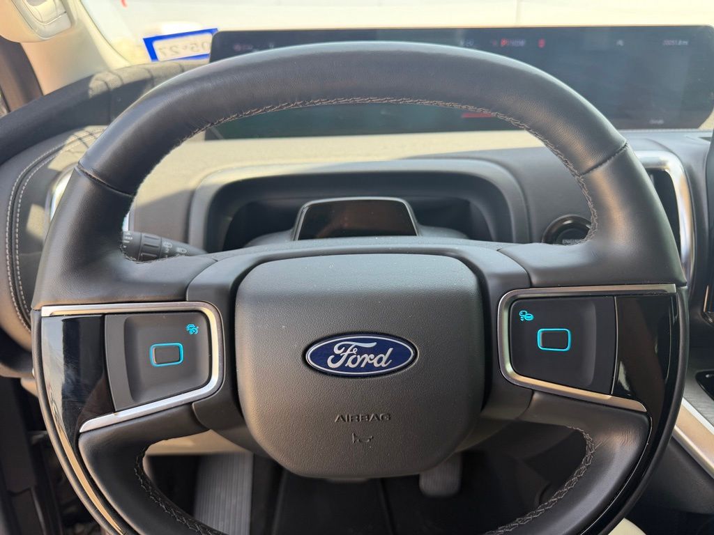 Used 2025 Blue Ford Platinum image 2