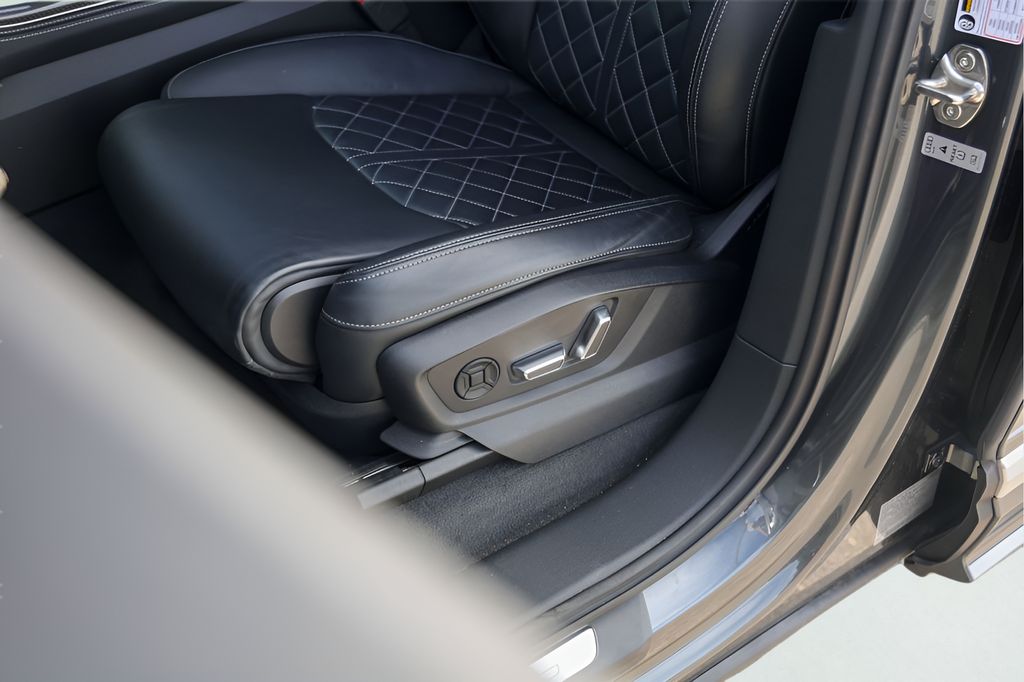 Used Car 2023 Audi Sq7  Premium Plus For Sale Under $70,000 In Austin, Texas