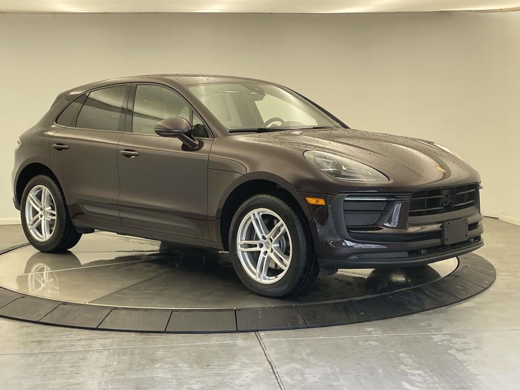 2023 Porsche Macan Base - 8