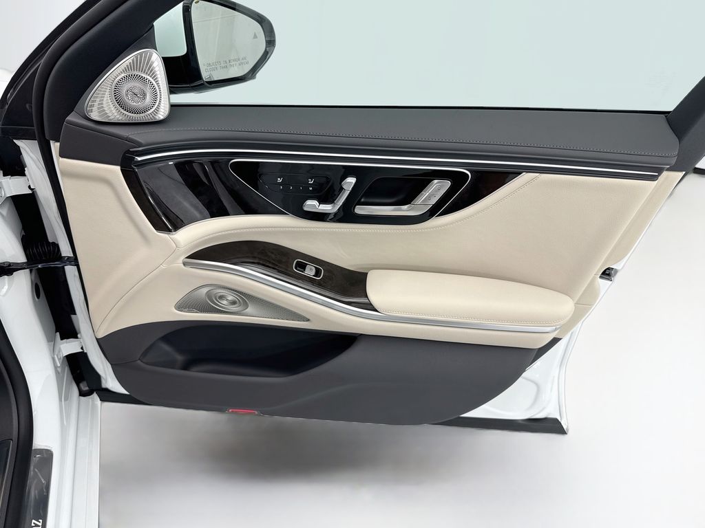 Thumbnail: 2027 Mercedes-Benz S-Class - 24