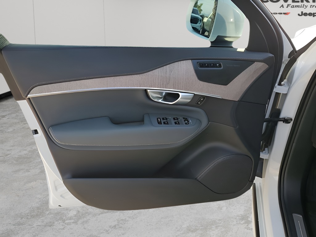 Used Car 2024 Volvo Xc90 Recharge Plug-in Hybrid  Ultimate For Sale Under $50,000 In Austin, Texas