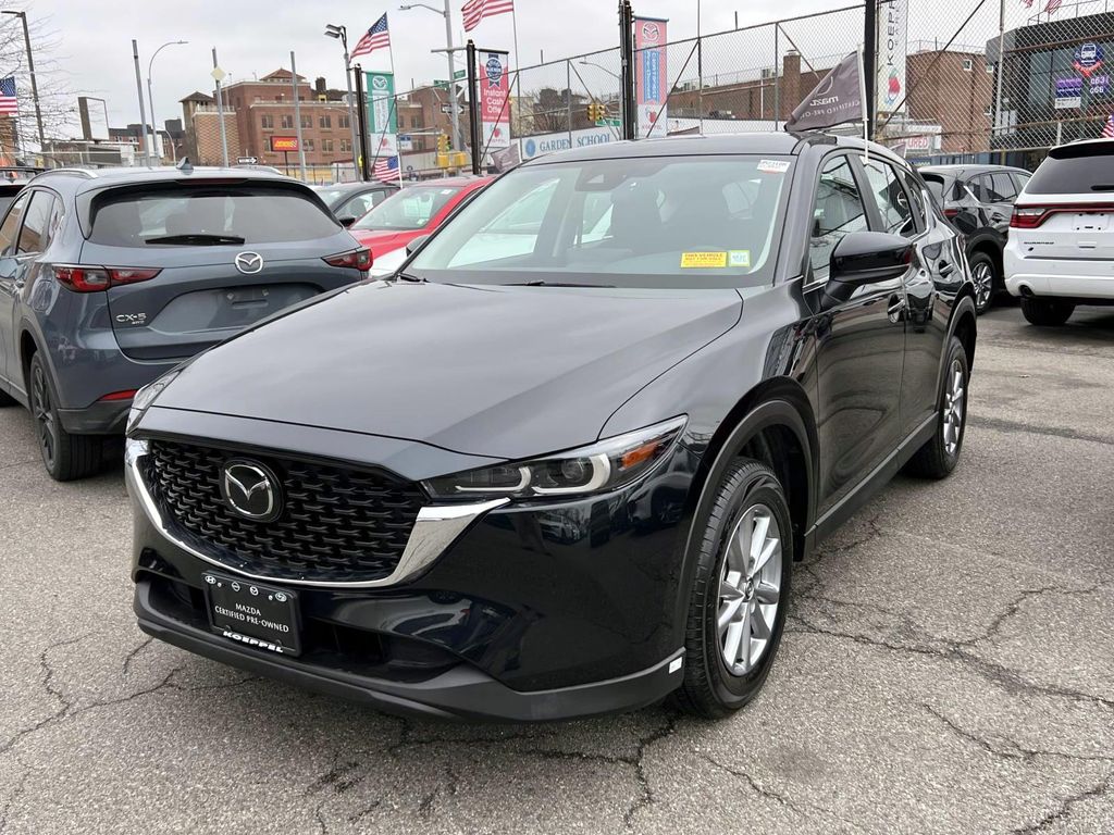 View vehicle photo 3