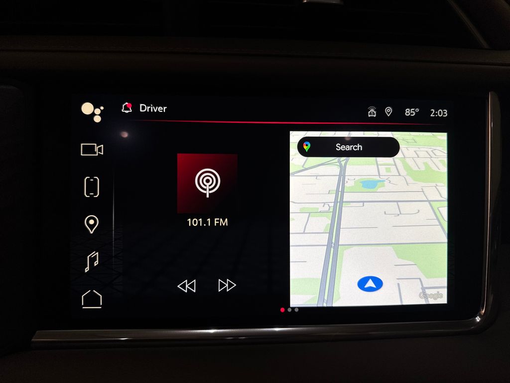 2023 White Frost Tricoat GMC Yukon Denali RWD SUV