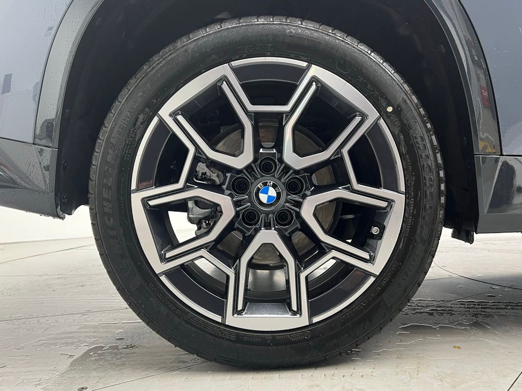 Thumbnail: 2026 BMW X1 - 22