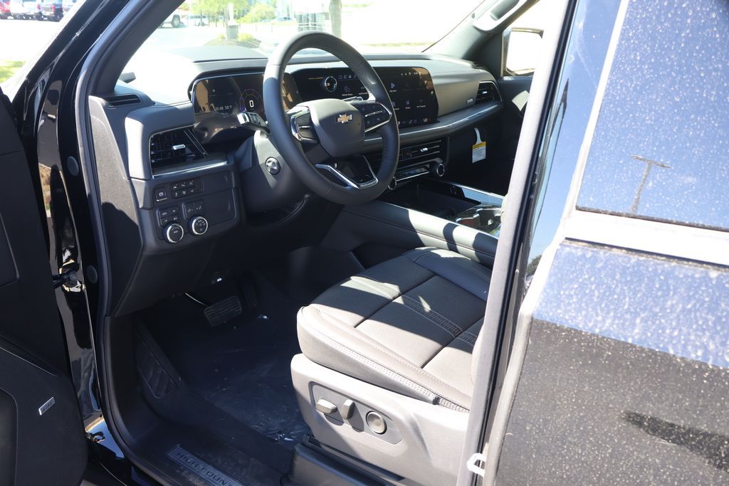 Thumbnail: 2026 Chevrolet Tahoe - 14