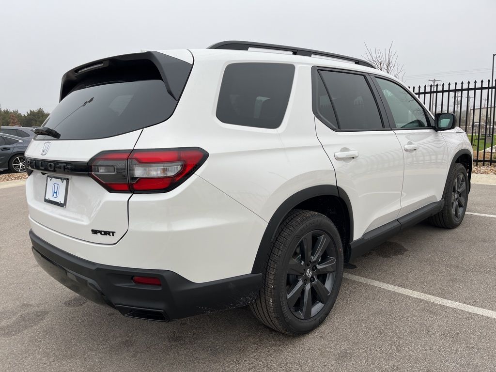 Thumbnail: 2026 Honda Pilot - 3