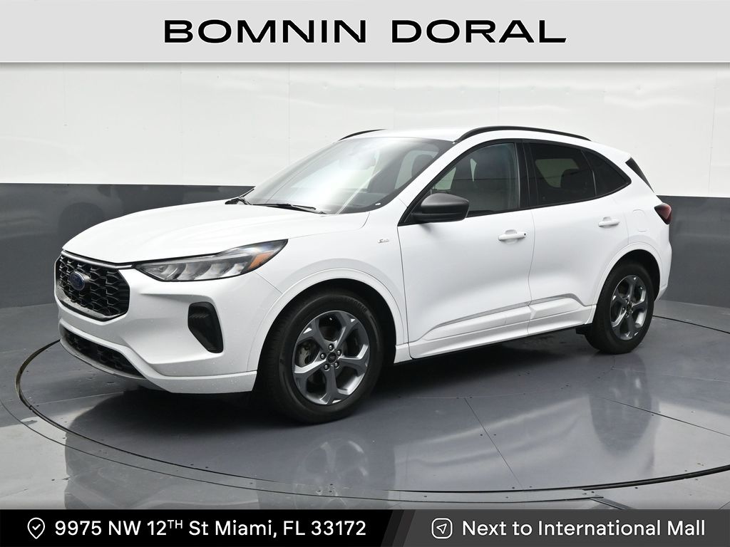 Oxford White 2023 Ford Escape SUV / Crossover Front-Wheel Drive 8-Speed Automatic