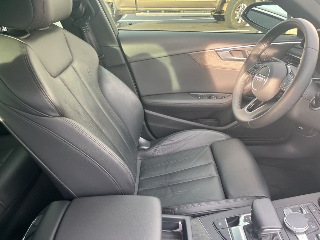 Thumbnail: 2019 Audi A4 - 4