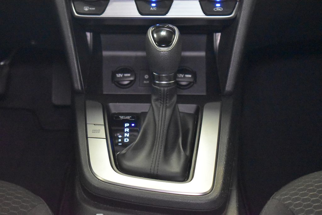 2019 Hyundai Elantra SEL 18