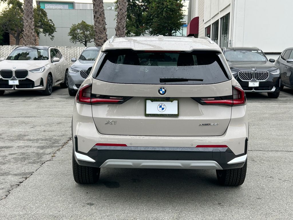 Thumbnail: 2026 BMW X1 - 4