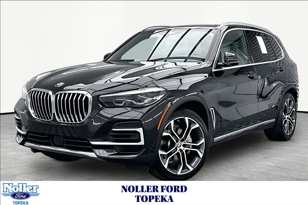  2023 BMW X5 xDrive40i AWD   