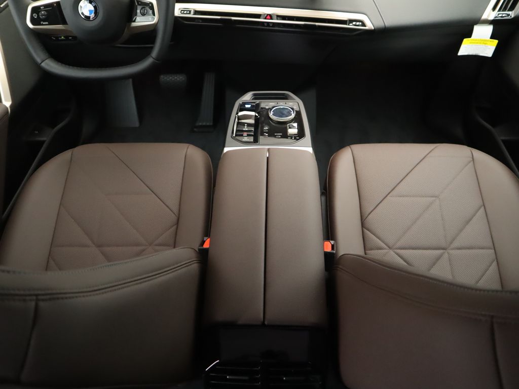 Thumbnail: 2026 BMW iX - 17