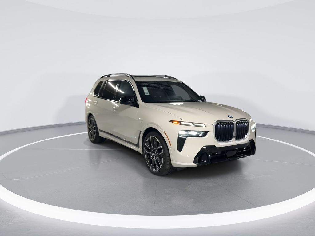 2025 BMW X7 M60i 2