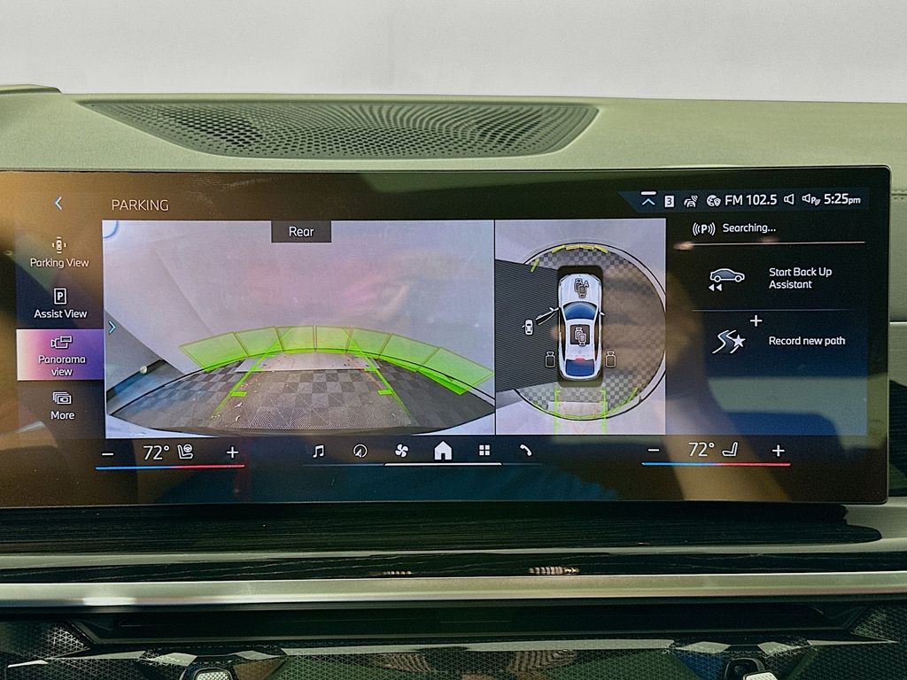 Thumbnail: 2026 BMW X6 - 13