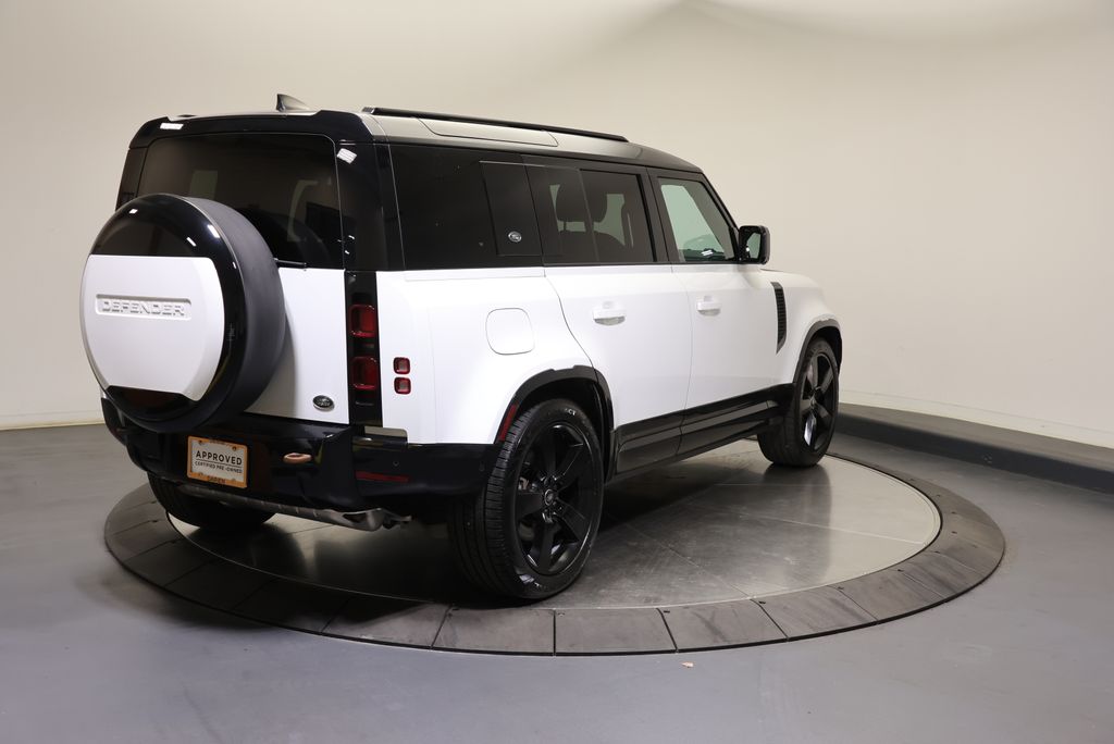 Thumbnail: 2023 Land Rover Defender - 5