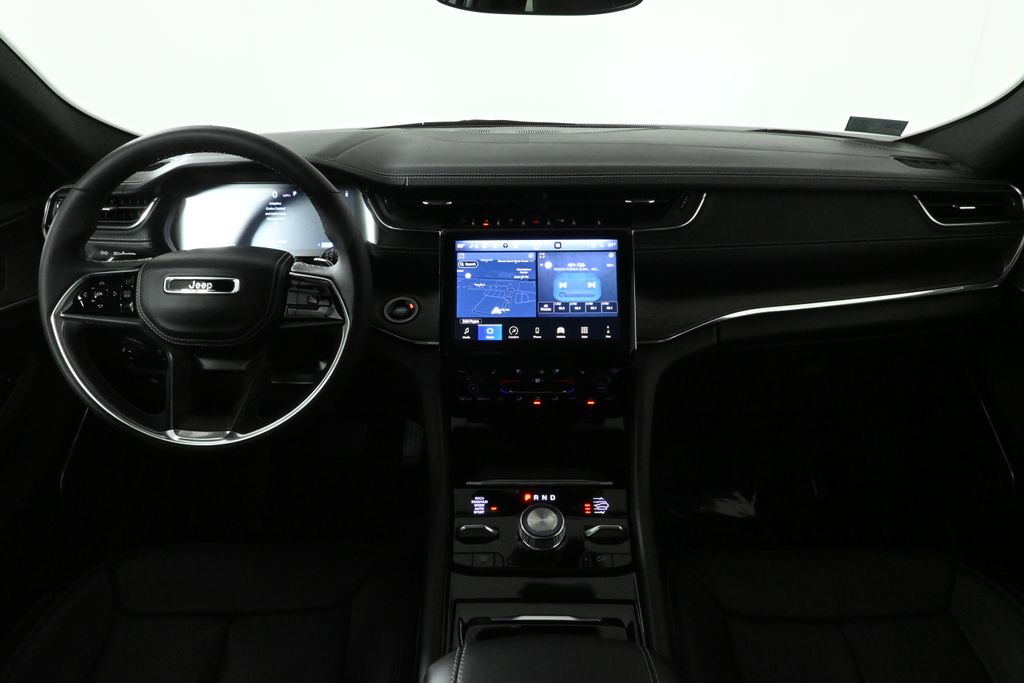 Thumbnail: 2024 Jeep Grand Cherokee - 18