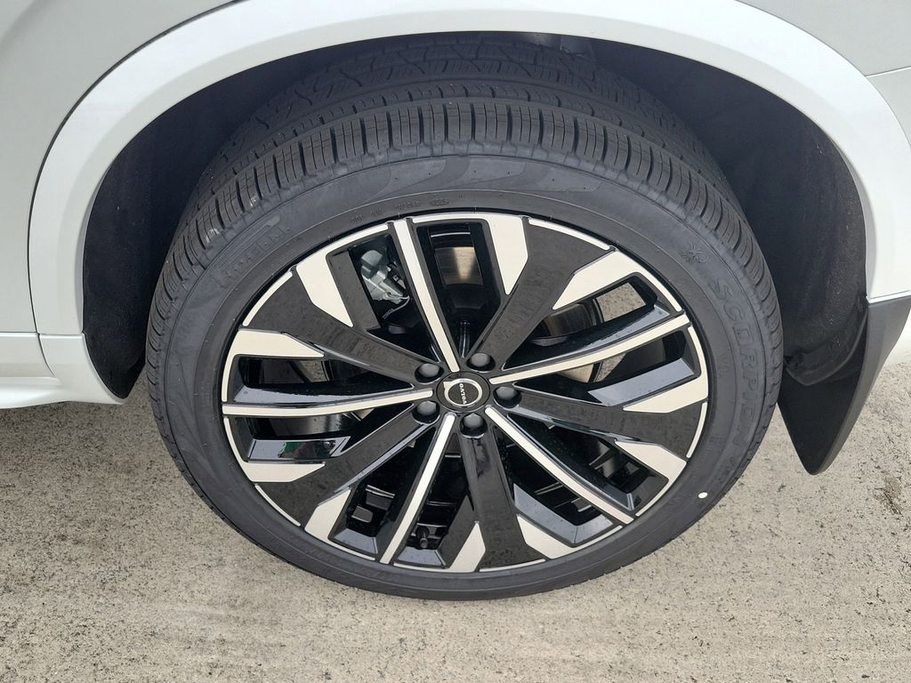 new 2026 Volvo XC90 car, priced at $68,330